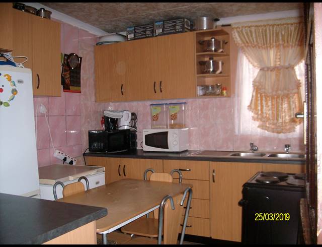 3 BEDROOM FREEHOLD FOR SALE IN MPOPHOMENI